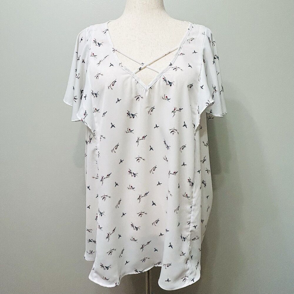 Torrid Top Women's 3 3X White Cottagecore Boho Beachy Birds Criss Cross Flutter